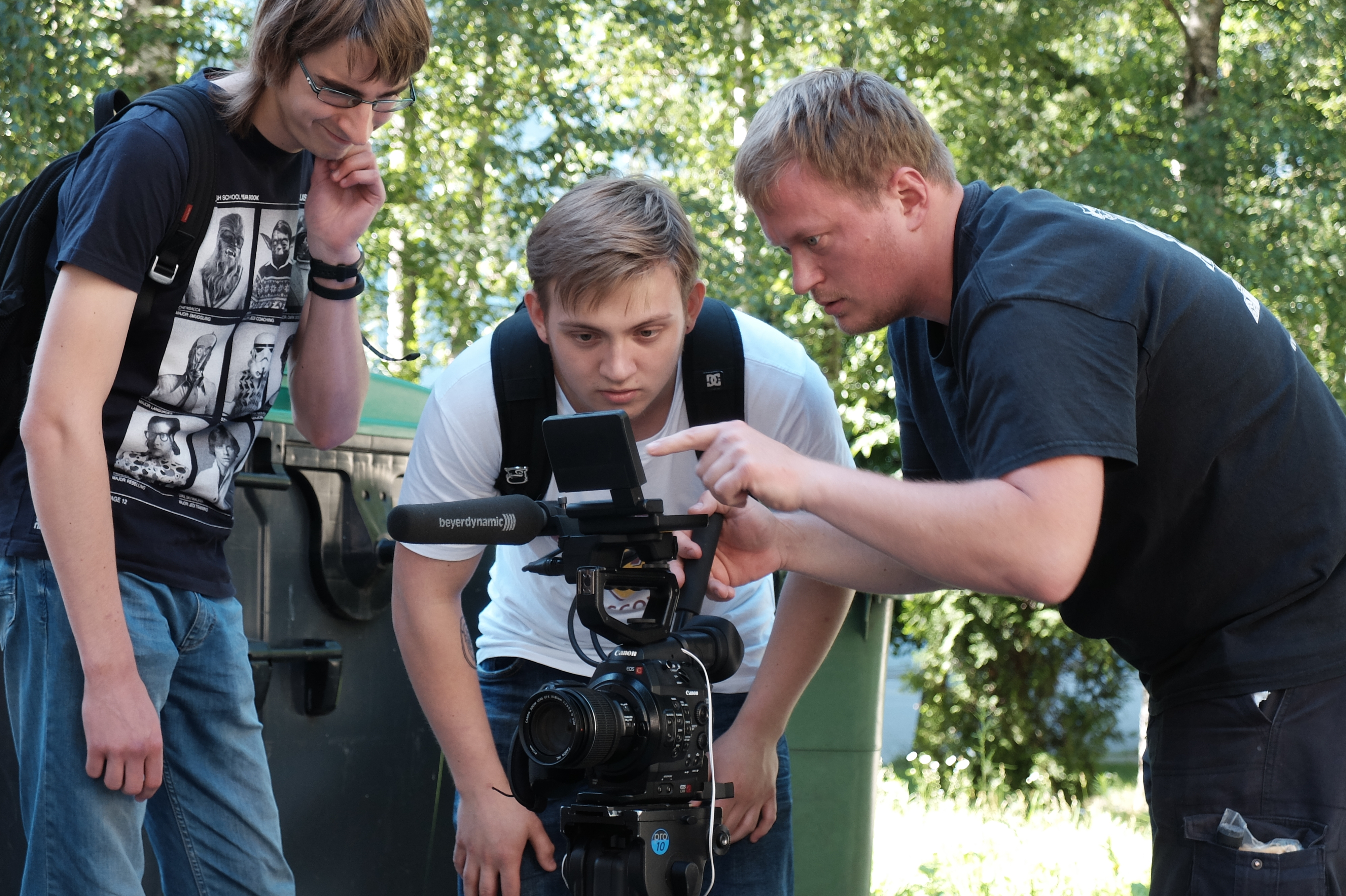 Skolu jauniešus aicina piedalīties bezmaksas radošajās darbnīcās filmu veidošanā “Taisām kino kopā!” 