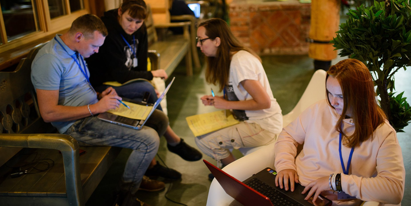 Vairāk nekā miljons eiro Latvijas jauniešu atbalstam