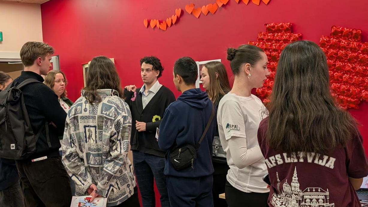 Jaunieši iepazīst Rīgas jaunatnes organizācijas