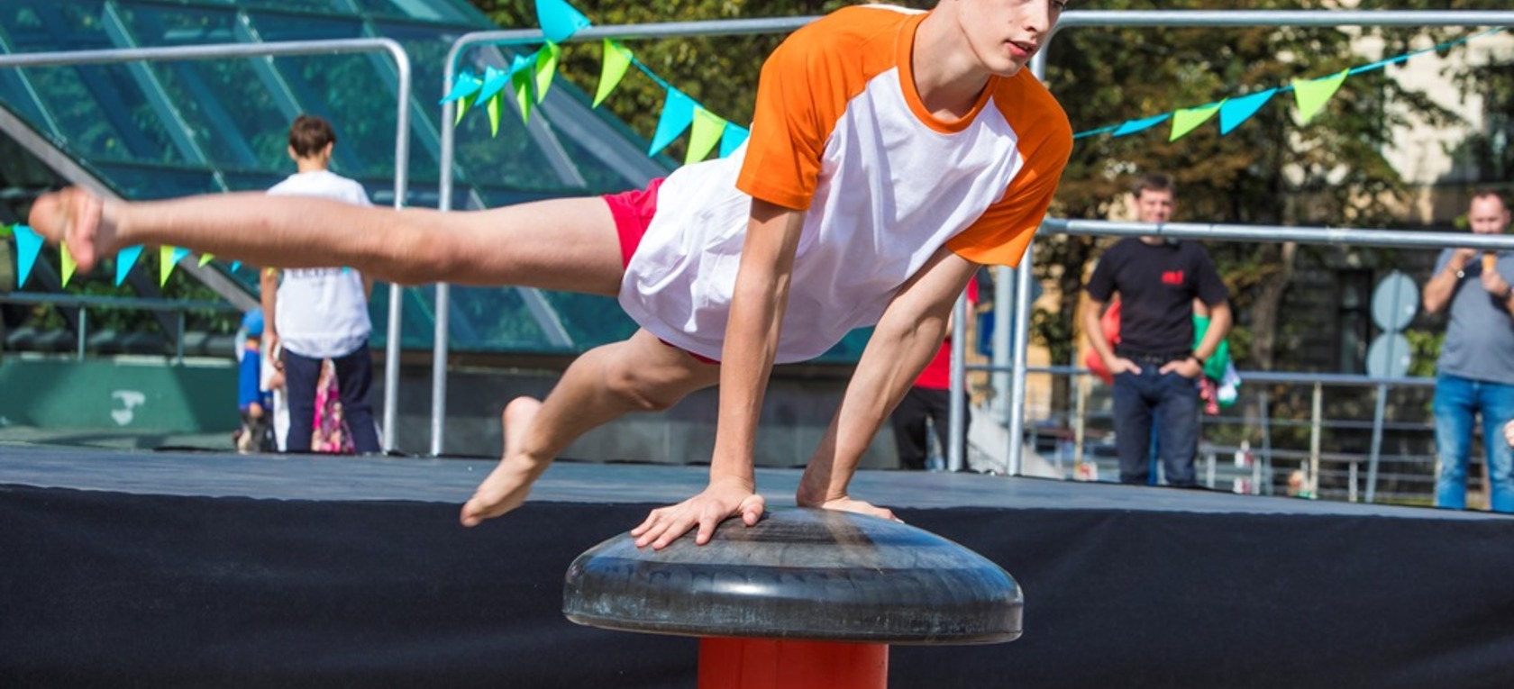 Pasākumā “Nāc un piedalies!” audzēkņi iepazinās ar interešu izglītību Rīgā