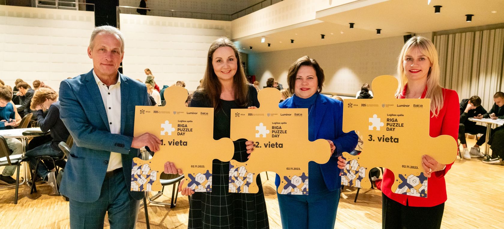 Loģikas spēlē "Riga Puzzle Day" uzvaru gūst Rīgas valsts 1. ģimnāzijas komanda “Mežmaži”